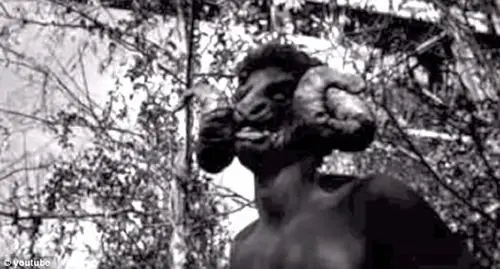 美国女子追寻传说中的半人半羊怪物羊人goatman遭火车撞到身亡