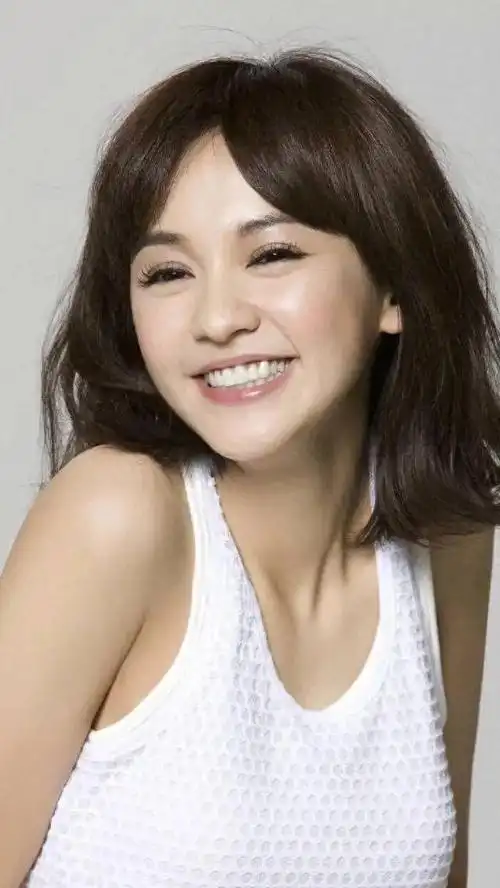 "情场老手"陈意涵,谈了47任前男友后选了个"丑男"做老公