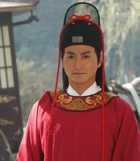 《马永贞》等剧,在一代剧迷的心中,何家劲成为了无法取代的英雄大侠