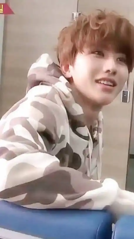 蔡徐坤##蔡徐坤新歌afterglow