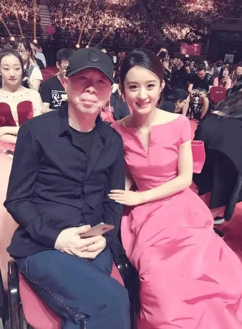 赵丽颖背后的5个男人_何炅_冯小刚_于正