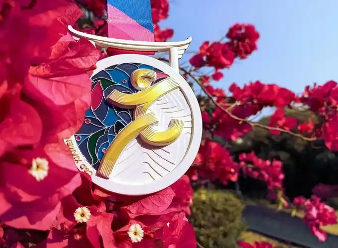 传承经典2021410建发厦门马拉松奖牌揭晓