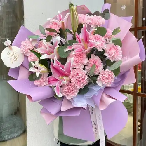 花束礼盒送老师母亲妈妈节日生日礼物同城配送花店推荐款19朵粉色