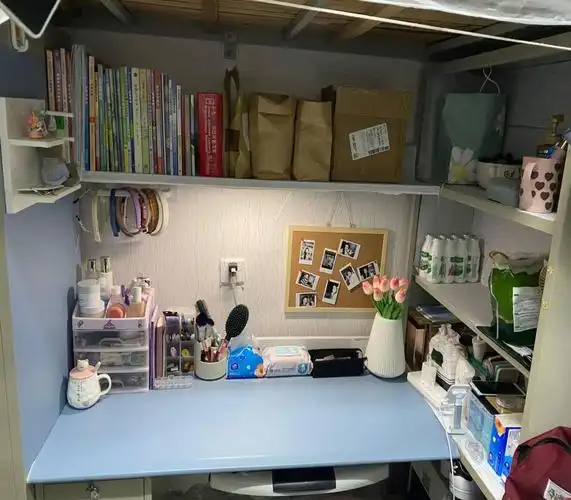 外国语学院开展"劳动青春,美丽寝室"评比活动