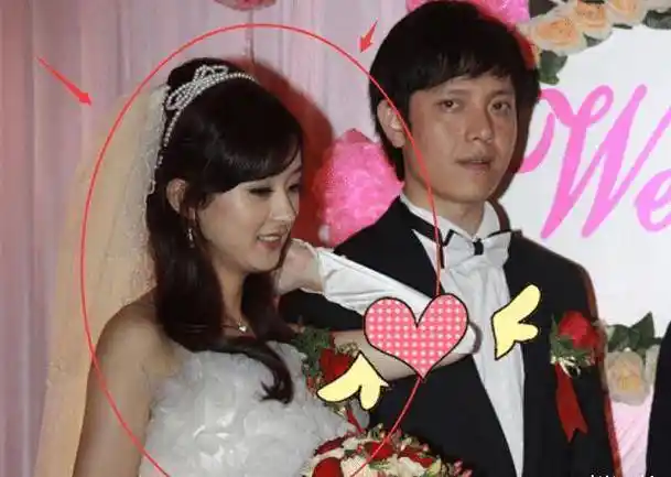 赵丽颖穿婚纱,杨幂穿婚纱,热巴穿婚纱,看到杨紫:想娶她了_婚礼_女明星