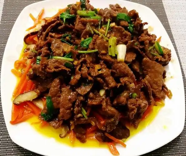 爆炒牛肉