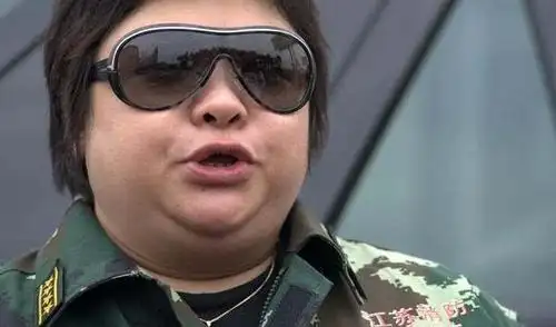 韩红的老照片曝光,真的不敢相信,这是同一个人