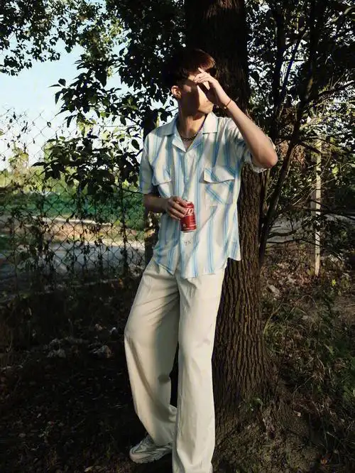 森系男友穿搭男生如何拍照