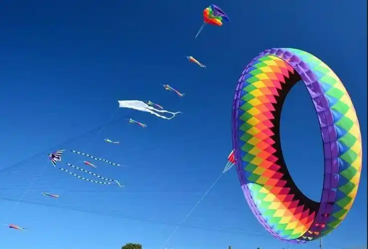 府上有请天福九熙府画纸成鸢谁与筝锋即将绘舞青城