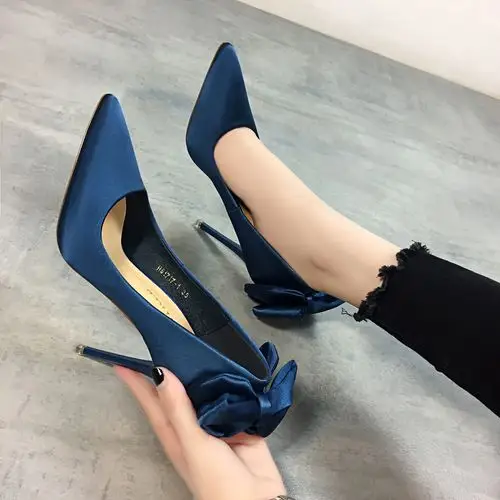 蓝色高跟鞋_蓝色高跟鞋折扣优惠券