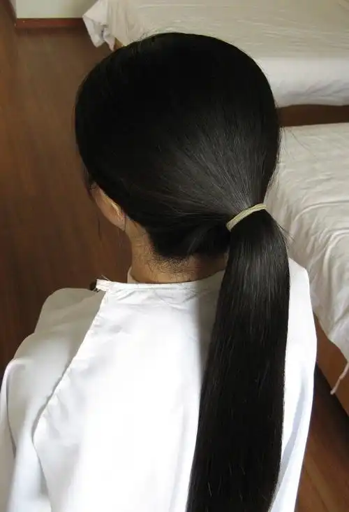 发蜡经典作品回顾4剪下美丽的银行姑娘丰厚长发3