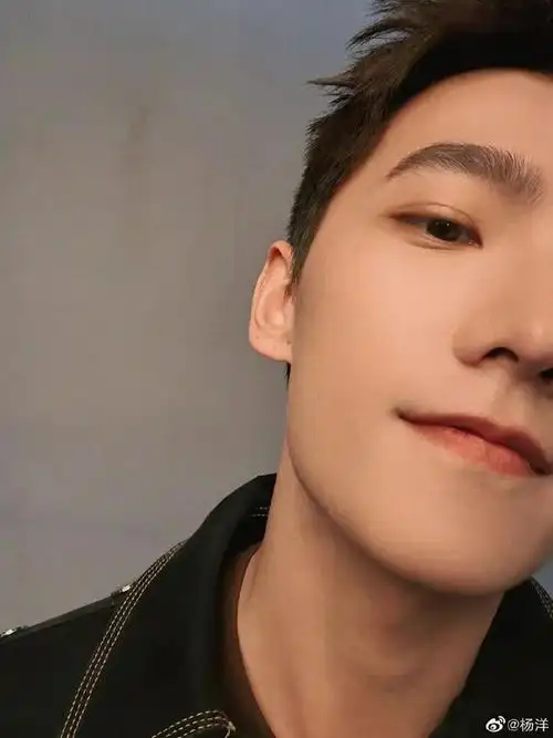 杨洋 | 今年自拍大赏