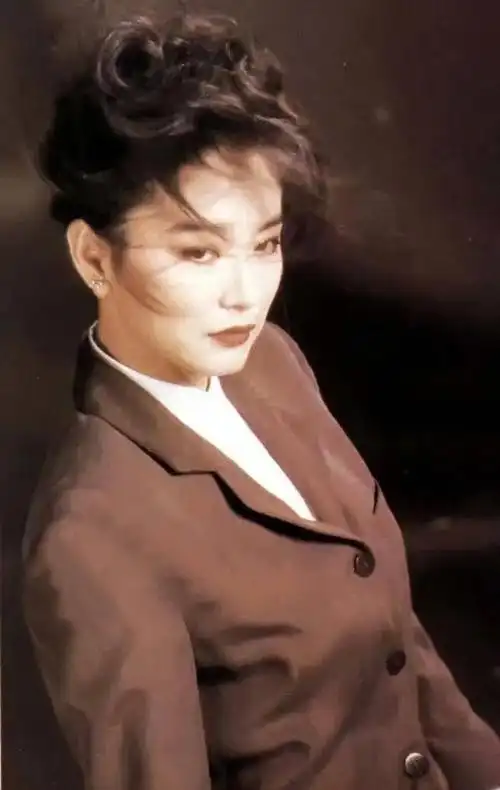 林青霞:演绎经典,一生无悔女神风采!