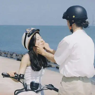 网红情侣头像一男一女高清图片唯美超甜情侣最火微信图片大全