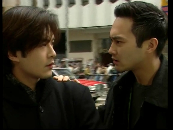 古天乐张智霖手拿天地男儿剧照合影引发集体回忆杀