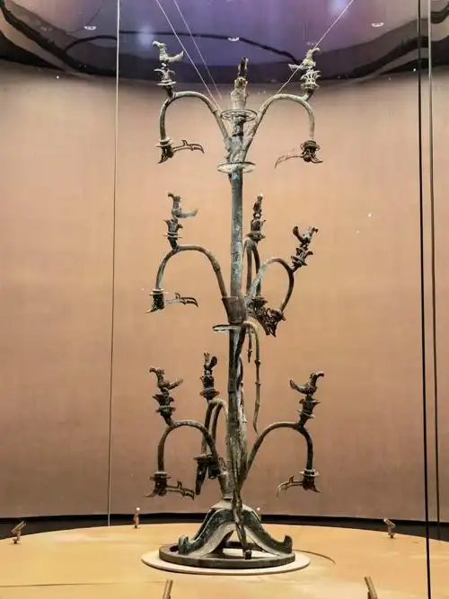 三星堆博物馆镇馆之宝"搬新家"-新湖南