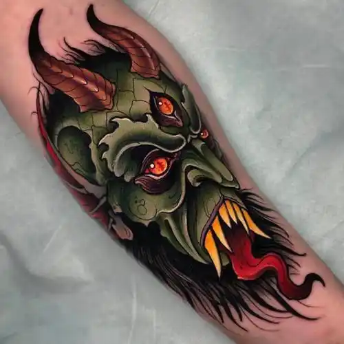 小臂彩色写实夜叉纹身图案