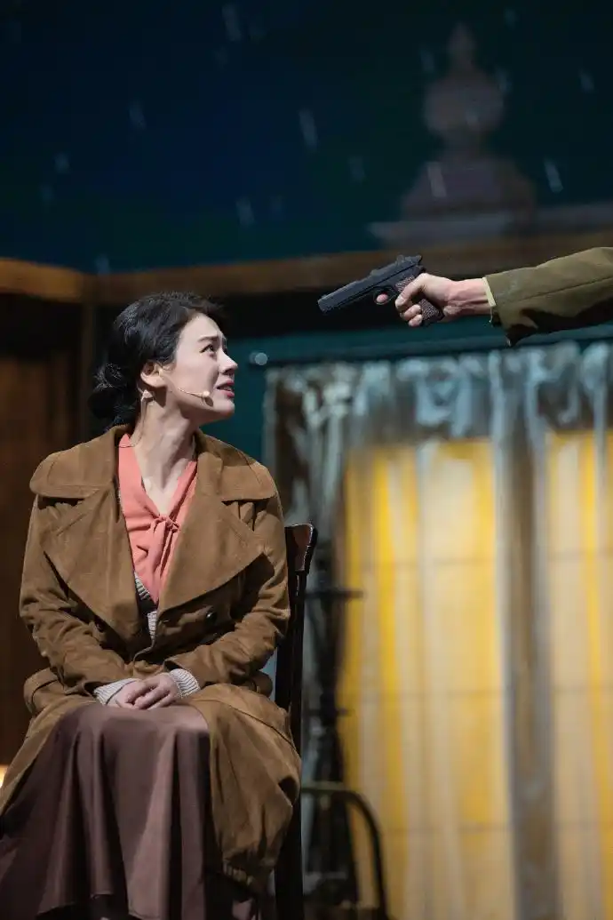 马思纯做梦都在说台词#	#马思纯眼神#	直率义气,坚