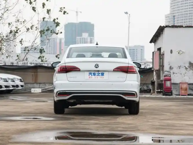 一汽-大众 宝来 2023款 1.5l 自动畅行限量版