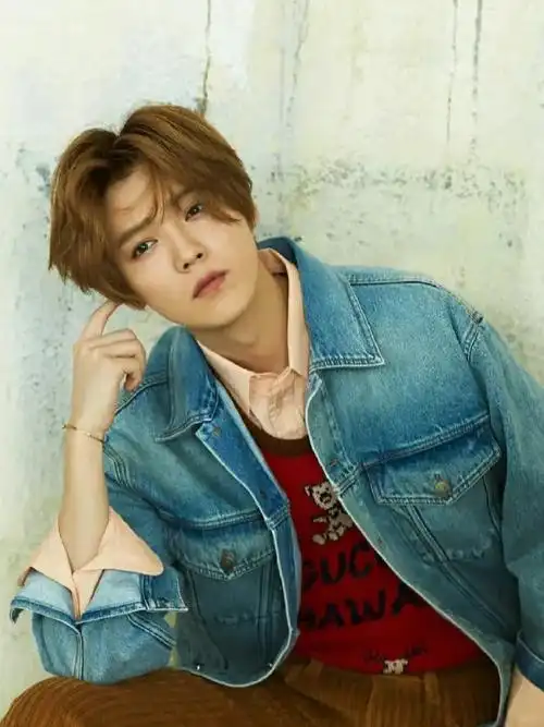 每天安利一位明星--鹿晗