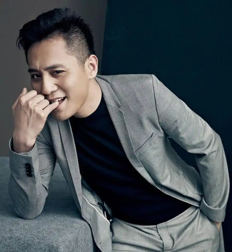 手机上的低碳行动# 刘烨曾公开表示不会开车,并且不打算学驾驶,他