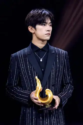 叠戴_叠戴最新消息,新闻,图片,视频_聚合阅读_新浪网