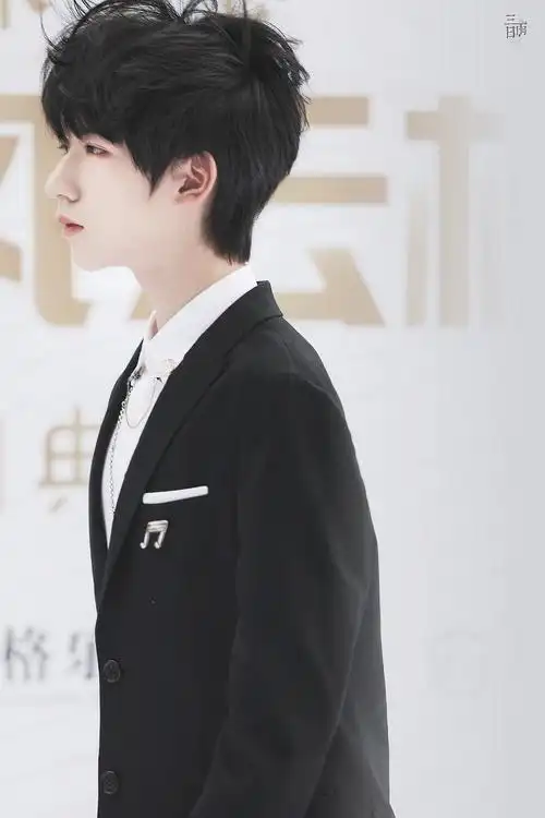 有没有贺峻霖那种很仙特别显清冷感图呀? - 知乎