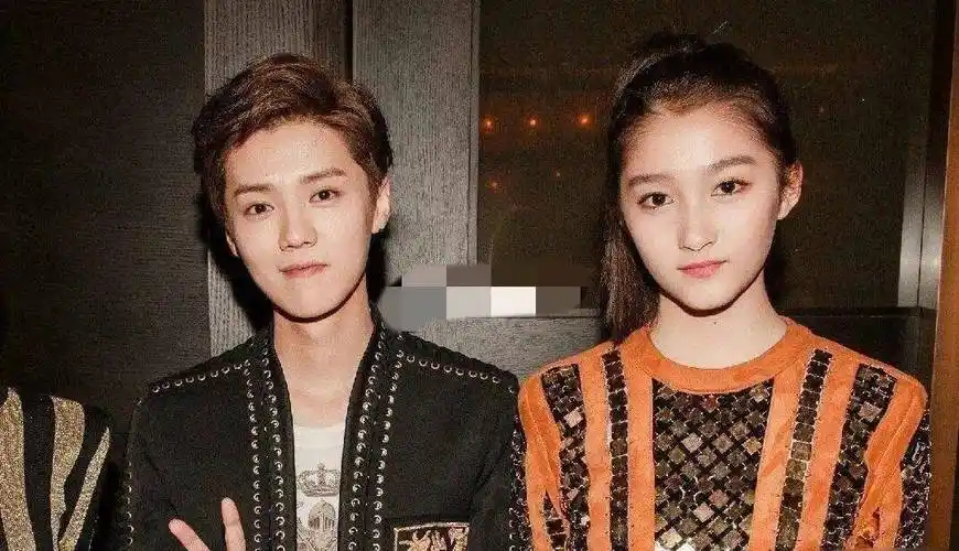 原创关晓彤扮青蛇难掩大壮身形确定是蛇不是蟒鹿晗的眼光很独到