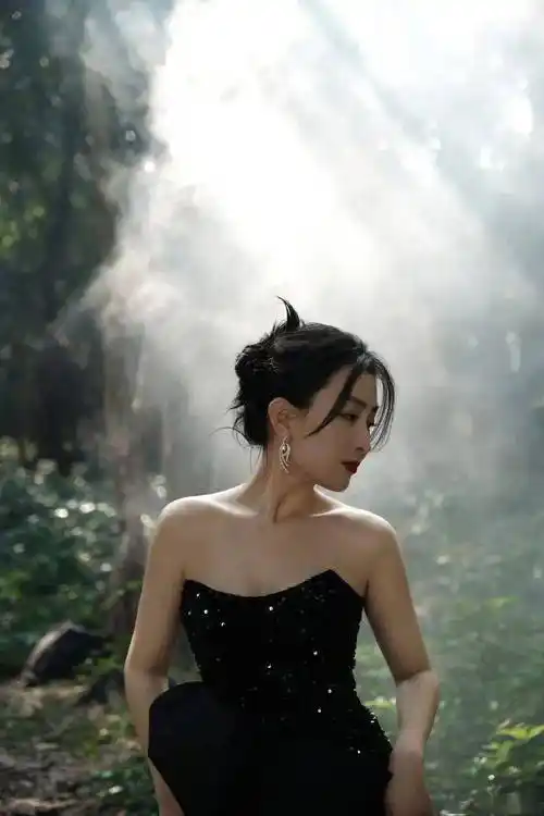 郑爽有钱不还?白敬亭运气被蹭了?马苏送黑粉入狱?张佳宁屈楚萧合约?