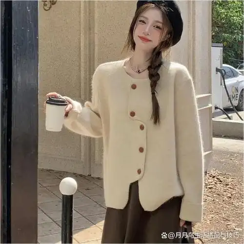 春日浪漫风女生衣服搭配指南