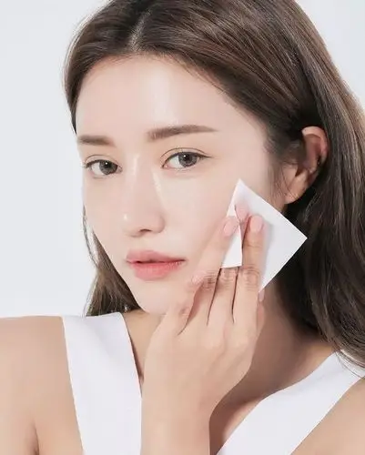 point2:肌肤要白才能透.