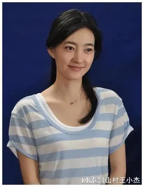 俞灏明伤后复出,王丽坤身价暴涨【2】威海大众网.2015-06-25.