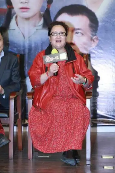 【图】赵玲琪的老公贾新光 两人为新戏助阵