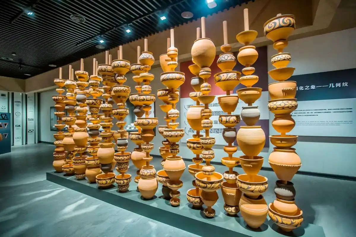 三门峡庙底沟博物馆,藏品众多,可以领略彩陶文化的独特魅力