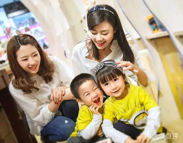 【"家有儿女"全家福套餐-结婚套餐】-橙果摄影-大众点评网