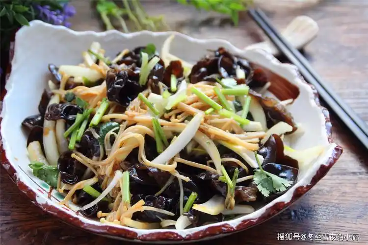 原创夏季的餐桌,凉拌菜受欢迎,8道家常凉拌小菜,清爽可口开胃