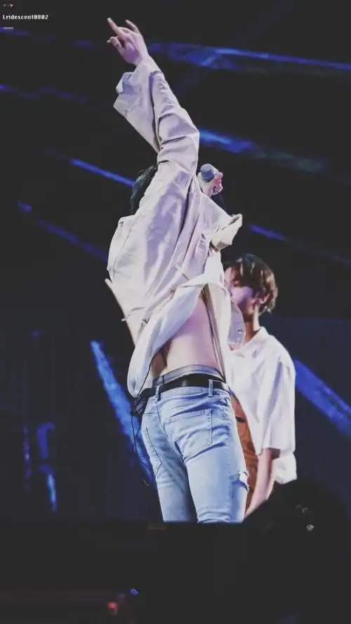 娱乐圈的男"腰"精们,肖战白宇易烊千玺的腰,还让不让人活了!