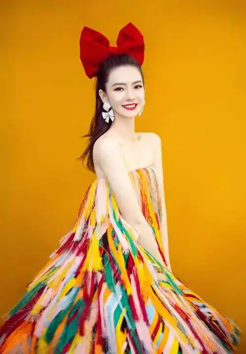 戚薇时装周惊艳亮相:瘦成纸片人还能这么美_减肥_样子_人家