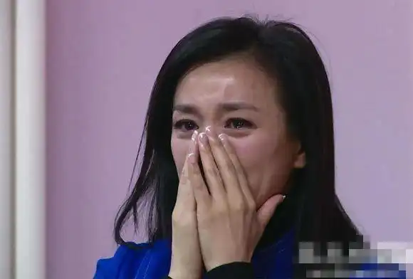 明星深埋在心的痛苦他哽咽忆兄弟中枪去世