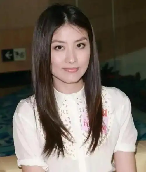 香港最后一位天后陈慧琳,41岁痛失双胞胎,抱憾终生