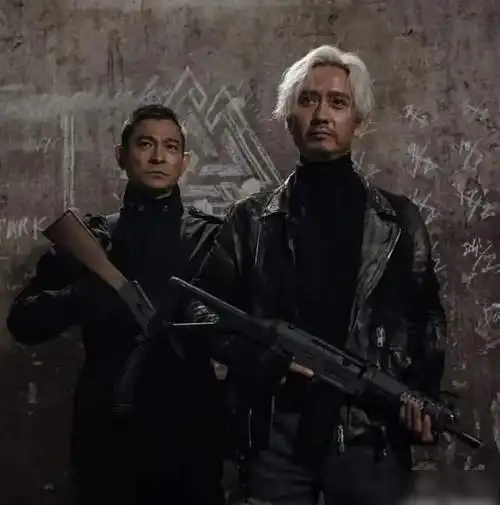 拆弹专家2大反派谢君豪的戏剧人生从男护士到金马影帝