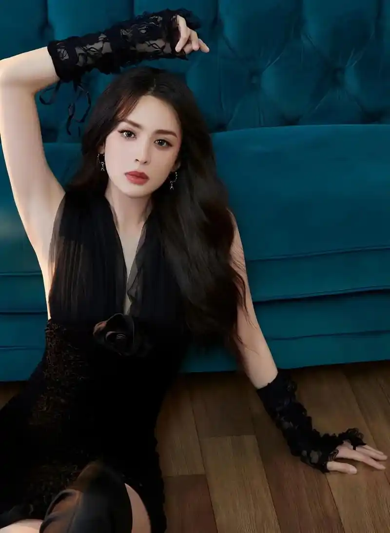 古力娜扎,1992年出生于乌鲁木齐,内地女演员,身高172公 - 抖音