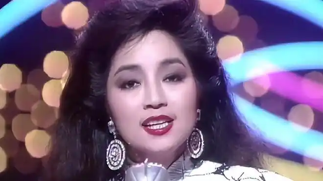 殿堂级歌手徐小凤宁愿分手也不愿改国籍春晚为她破例修改规则