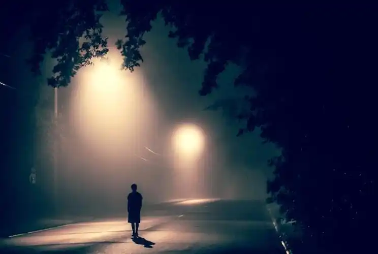 伤感孤独霸气的句子 悲伤的说说孤独无人知晓