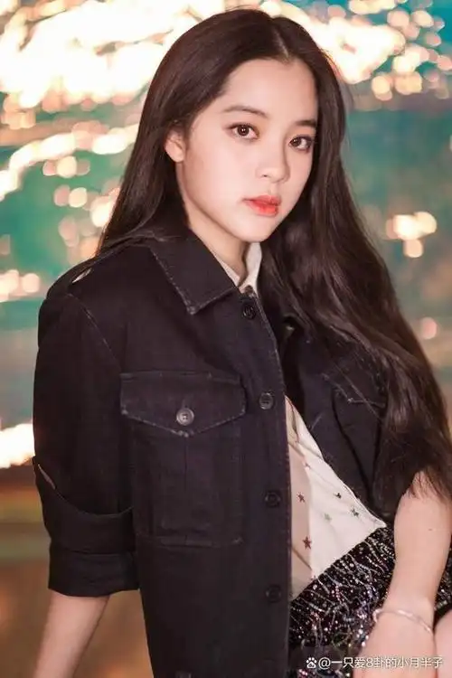 00后当道,盘点八位2000出生的女明星,你最pick哪一位?