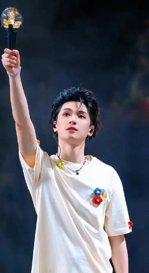 严浩翔##美出圈