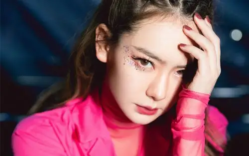 戚薇银河妆性感图片桌面壁纸