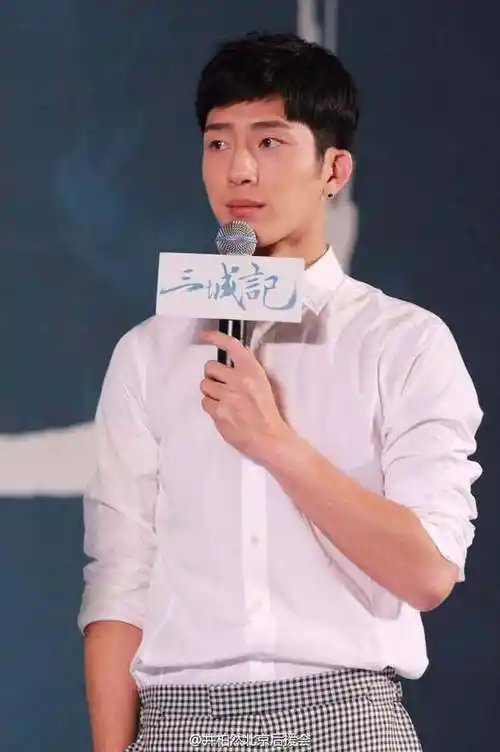 盘点下井柏然这些年换过的发型最后两款满满的都是回忆啊