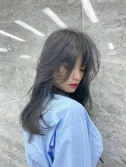 不用漂的发色显白发色推荐南宁染发