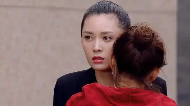 小幸福:美女被绑架,下秒总裁英雄救美,最后得知是亲生女儿